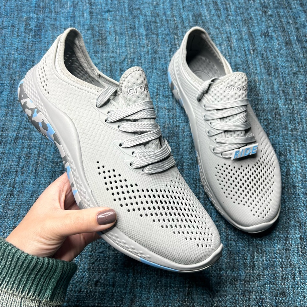 Crocs LiteRide 360 Pacer Sneakers in Light Grey Oxygen Blue Women's Size 10